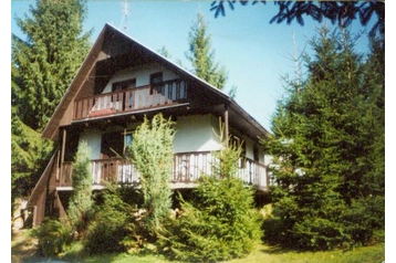 Slovākija Chata Kokava nad Rimavicou, Eksterjers